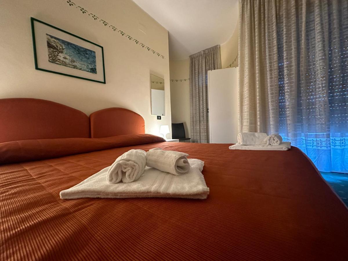 Hotel Atena ชิโรมารีนา ภายนอก รูปภาพ