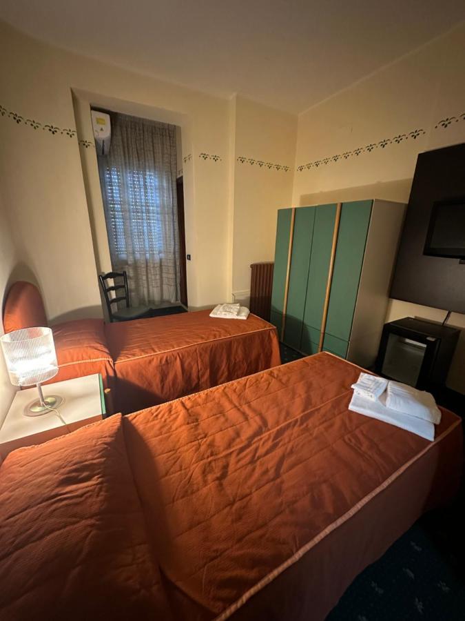 Hotel Atena ชิโรมารีนา ภายนอก รูปภาพ