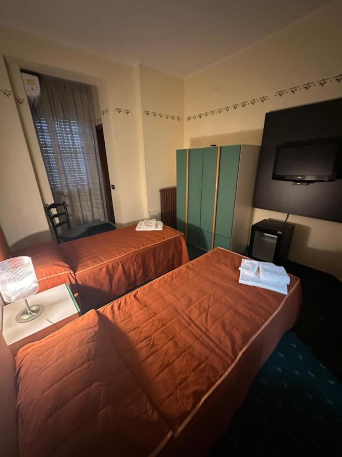 Hotel Atena ชิโรมารีนา ภายนอก รูปภาพ
