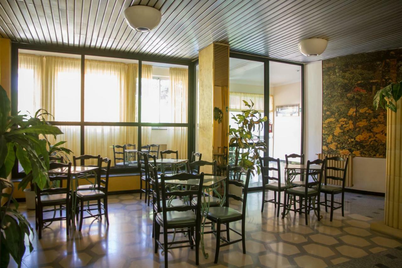 Hotel Atena ชิโรมารีนา ภายนอก รูปภาพ